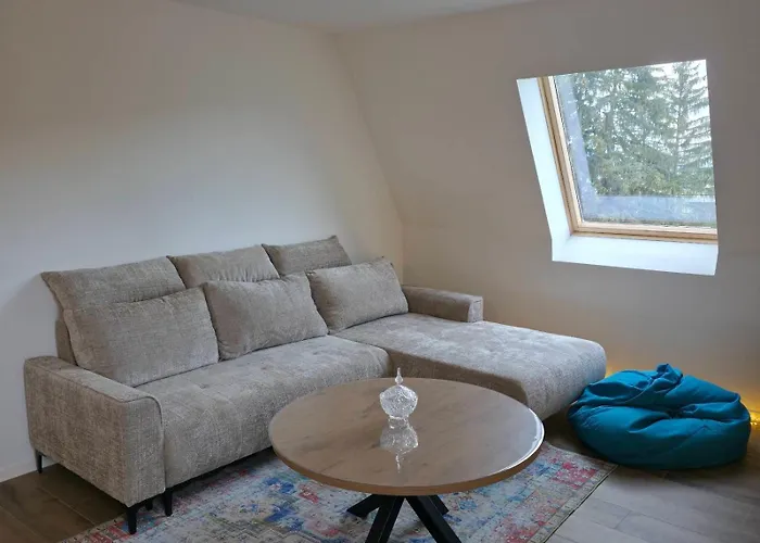 Mali Raj Apartment *